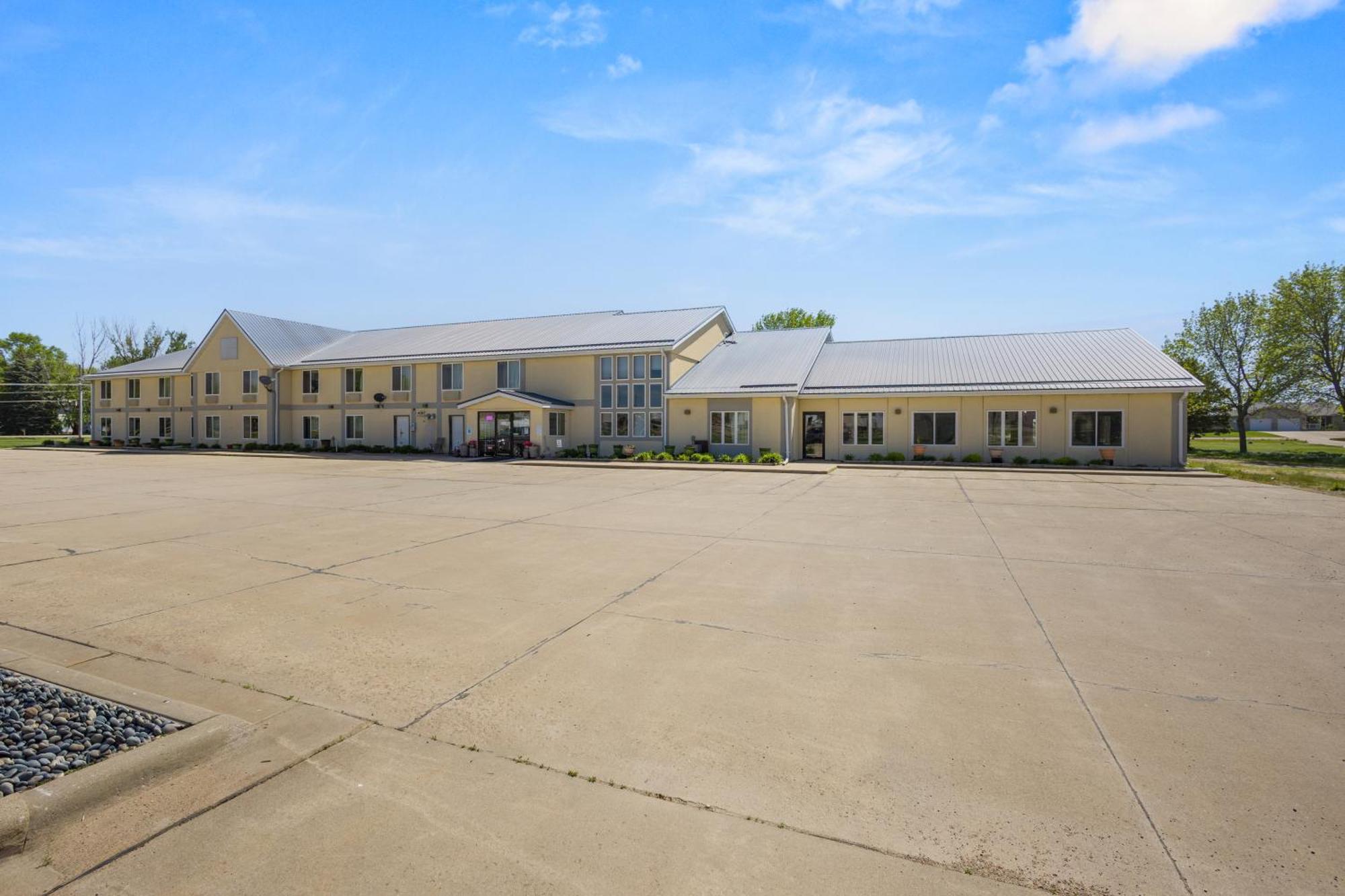 De Smet Super Deluxe Inn & Suites 외부 사진